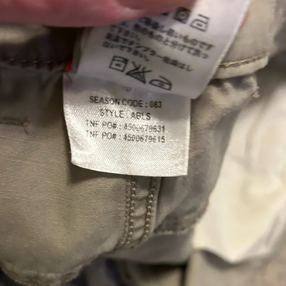 The North Face waist 18”